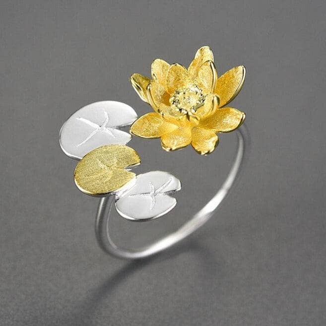 Elegant Water Lily Flower Adjustable Ring