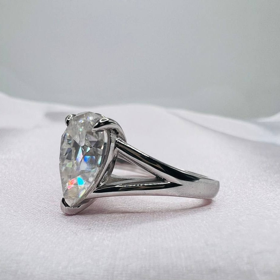 5.0 Ct Pear Cut Diamond Solitaire Engagement Ring-Black Diamonds New York