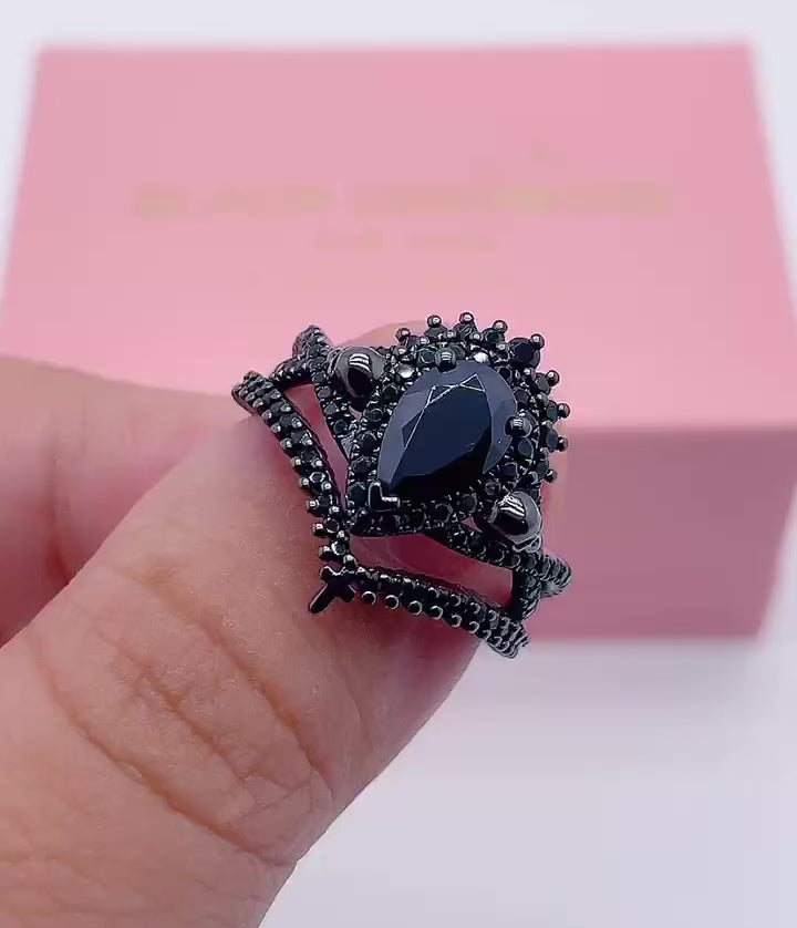 Loyalty Ring- 1ct Pear Cut Black Diamond Skull Ring Set