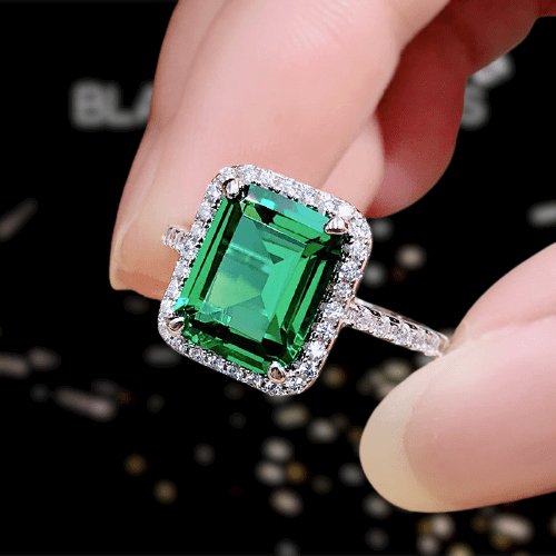 ✨Green Emerald Halo Cut Ring✨sz: 2024 9✨