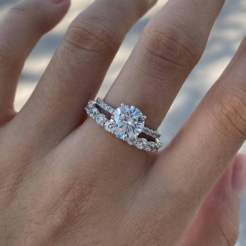 Classic 2.0 Carat Round Cut Wedding Ring Set