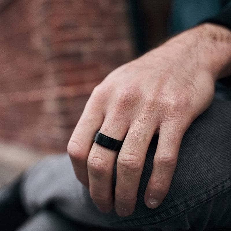 MODERN CLASSIC top BLACK WEDDING BAND