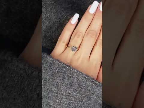 White Gold Round Cut Diamond Solitaire Engagement Ring