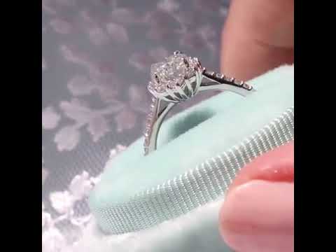 2.0ct Oval Cut Simulated Diamond Engagement Ring