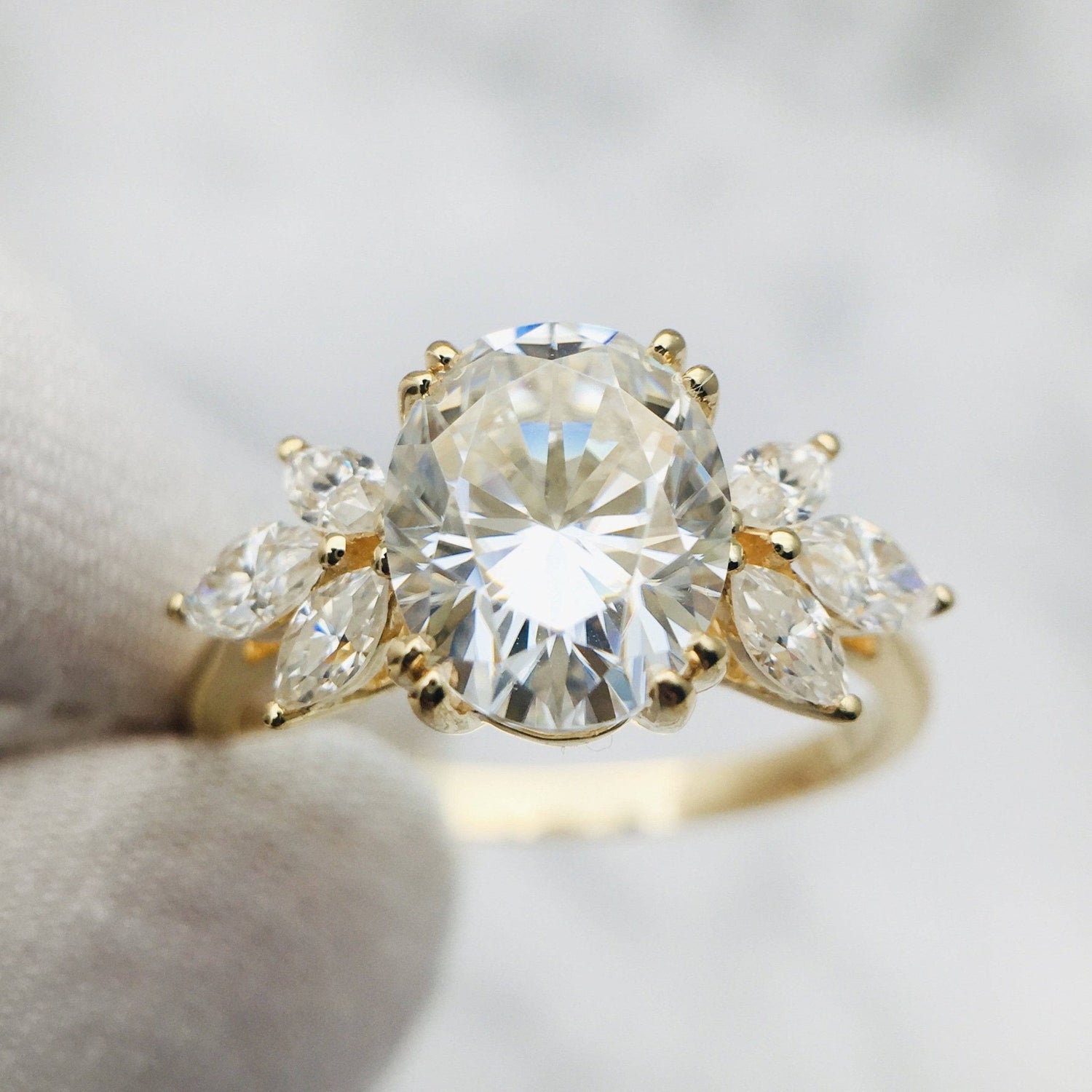 Simple Delicate Engagement Ring With Side Diamonds : 41064 : Arden Jewelers